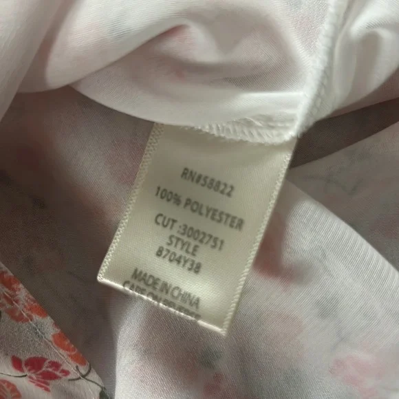 1749 NWT Max Studio Sleeveless Floral Blouse W/Tie Embellishment On Back. SzS - Picture 10 of 11